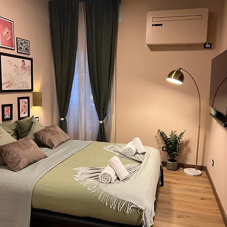 Apartment Charme And Cozy 3 Km Away From Duomo