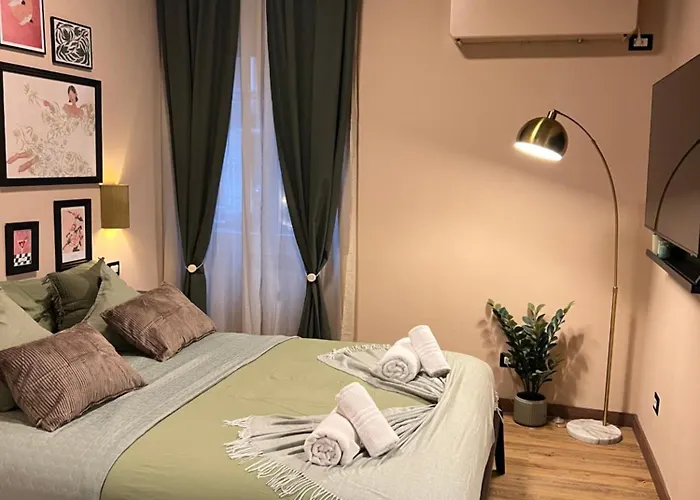 Apartament Charme And Cozy 3 Km Away From Duomo